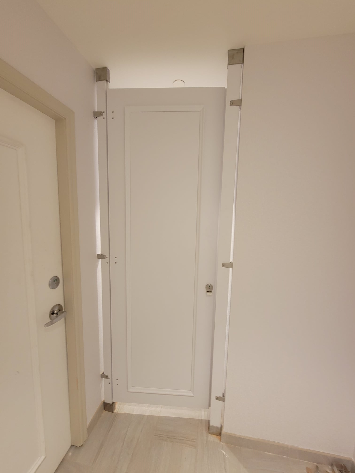 White Toilet Partition Door